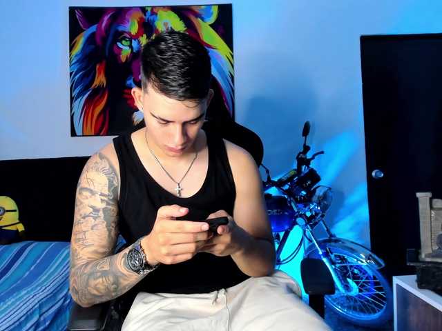 Live sex webcam photo for Jacob-fireexx #290274701