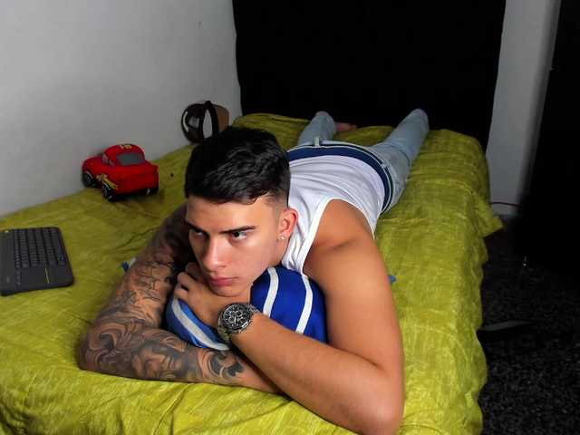 Live sex webcam photo for Jacob-fireexx #290416301