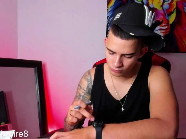 Live sex webcam photo for Jacob-fireexx #290940191