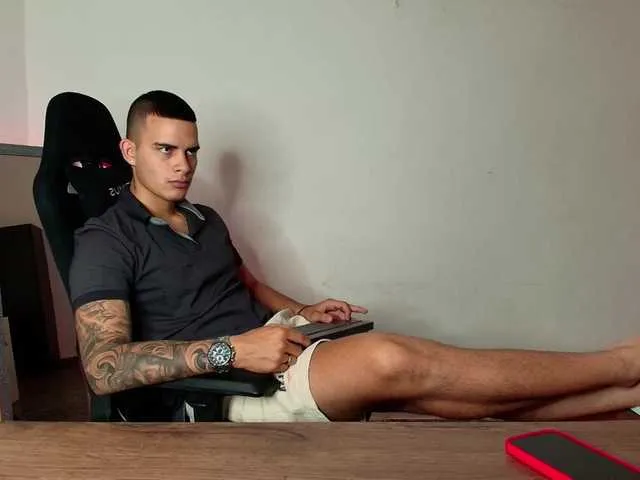 Live sex webcam photo for Jacob-fireexx #290992286