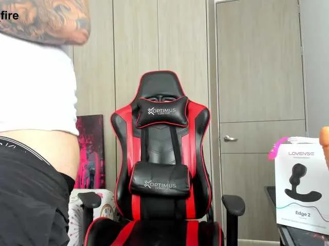 Live sex webcam photo for Jacob-fireexx #292315856