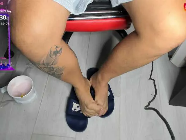 Live sex webcam photo for Jacob-fireexx #292324757