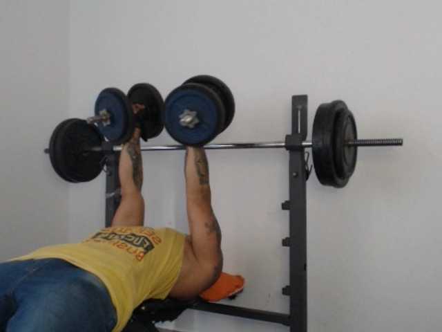 Live sex webcam photo for JacobGains #275804467