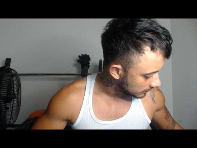 Live sex webcam photo for JacobGains #276077749