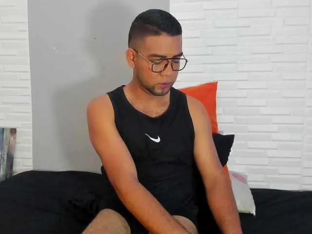 Live sex webcam photo for JacobOconnor #278010864