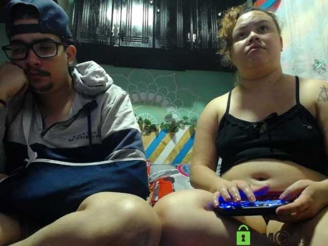 Live sex webcam photo for JacobandRory #272343087