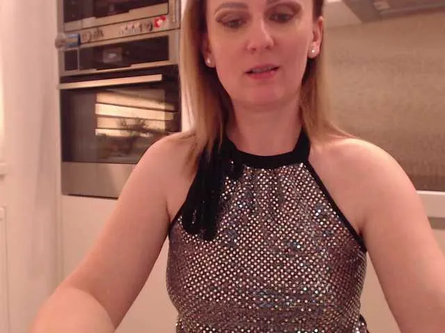 Live sex webcam photo for JacquiGray #277332514