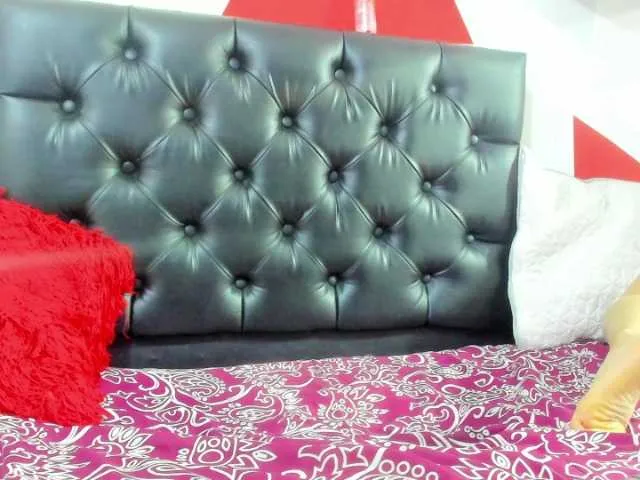 Live sex webcam photo for Jadax-Sex #274398891