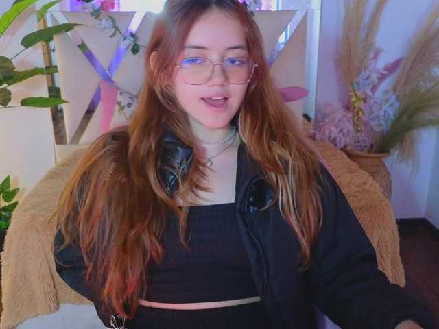 Live sex webcam photo for Jadde-tay #277005383