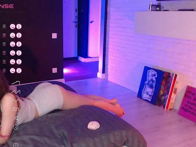 Live sex webcam photo for Jade-07 #291665112