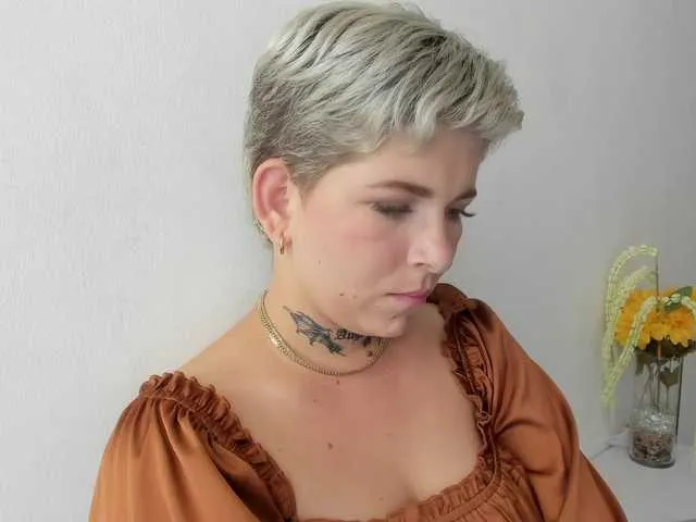 Live sex webcam photo for Jade-28 #275446476