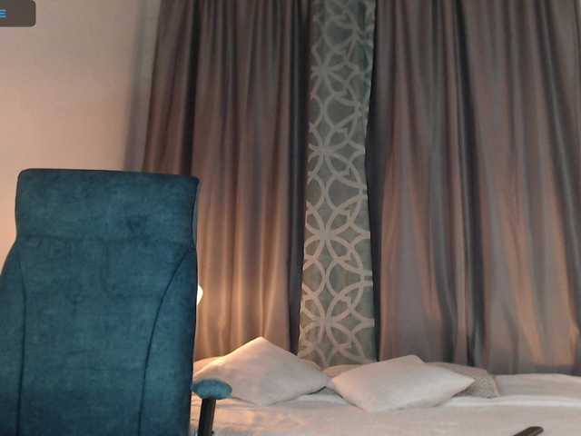 Live sex webcam photo for Jade-Lee #276374454