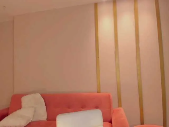 Live sex webcam photo for JadeEvans #274332714