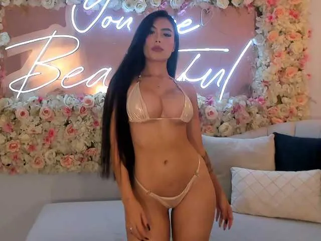 Live sex webcam photo for JadeEvans #292236957