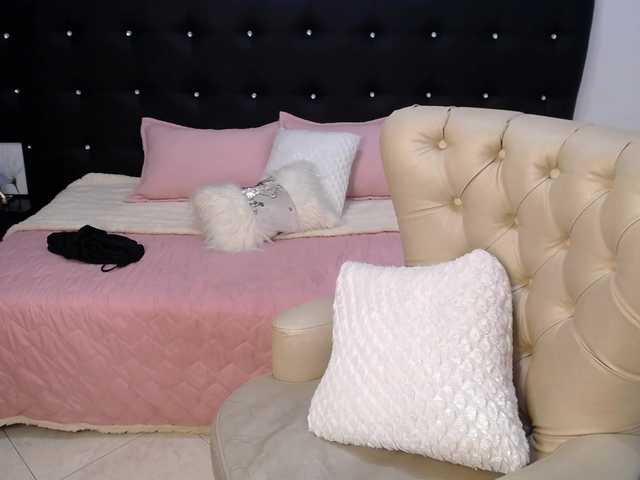 Live sex webcam photo for JadeScarlet #272260176
