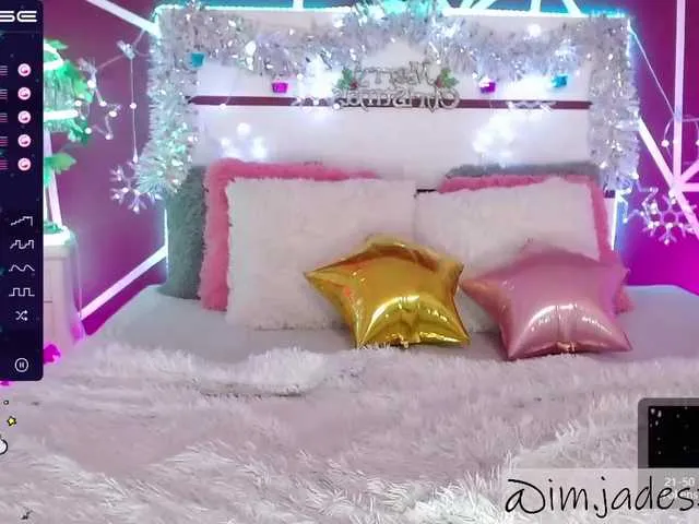 Live sex webcam photo for JadeSpencer #271804606