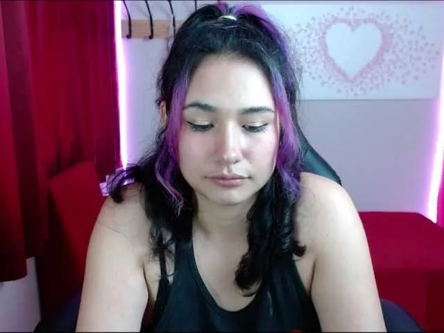 Live sex webcam photo for JadeSuan #273574081