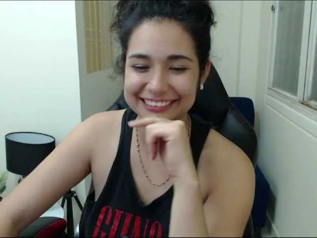 Live sex webcam photo for JadeSuan #274206892