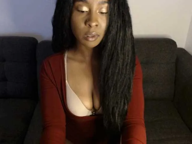 Live sex webcam photo for JadeWright #276063836