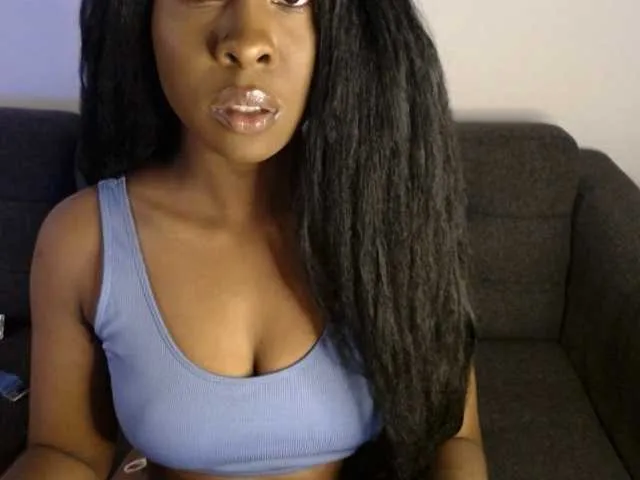 Live sex webcam photo for JadeWright #276332645