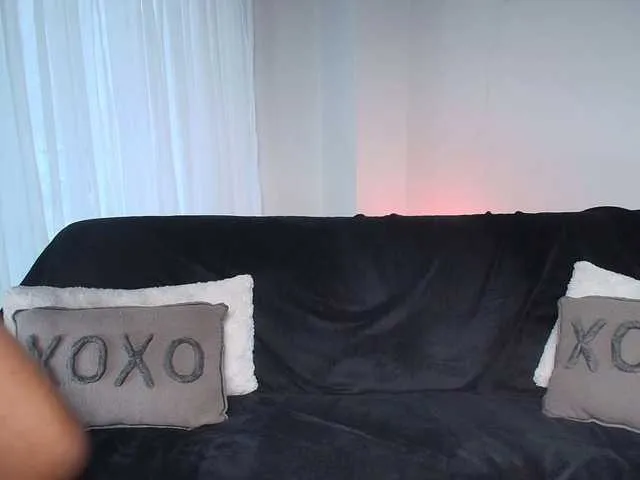 Live sex webcam photo for JadeWright #292213922