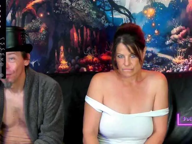 Live sex webcam photo for JadeandDamon #276482399