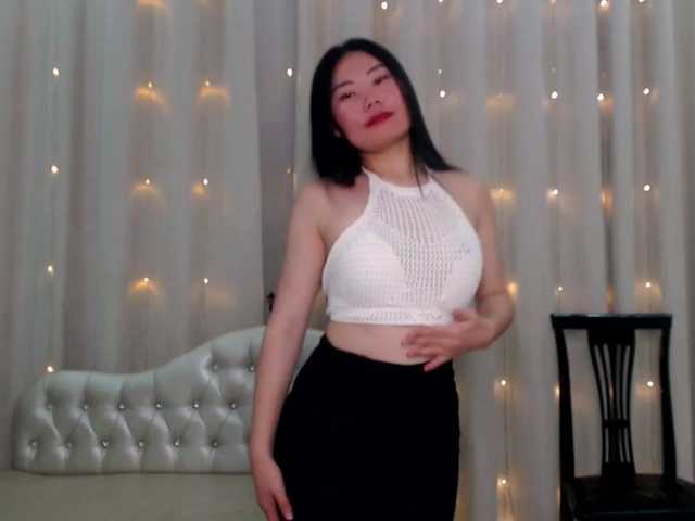 Live sex webcam photo for Jadelsle #288076345