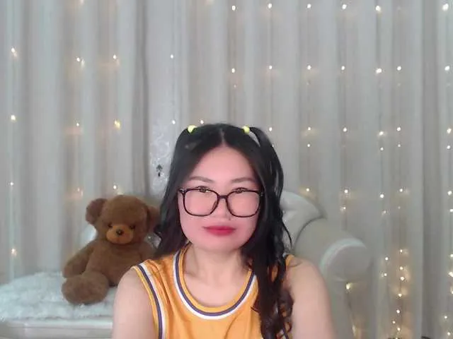 Live sex webcam photo for Jadelsle #288076361