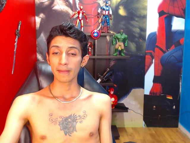 Live sex webcam photo for JaiderCortez #278000685
