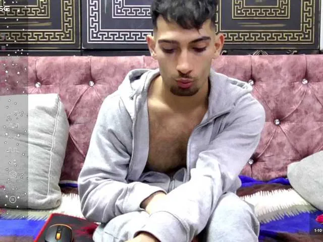 Live sex webcam photo for JakobWoo #277583627