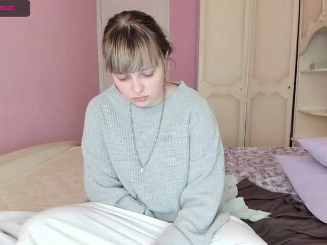 Live sex webcam photo for JallyBlondy #271771275