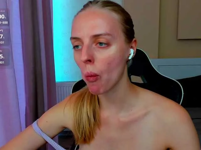 Live sex webcam photo for Jam-cream #291777759