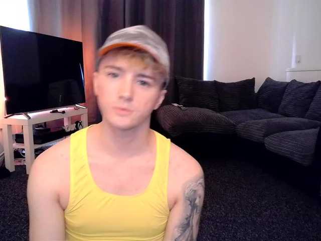 Live sex webcam photo for JamesAndAiden #274303308