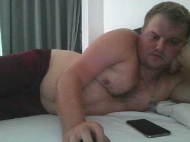 Live sex webcam photo for JamesGlory #276535207