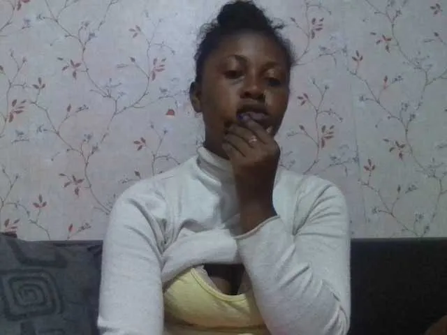 Live sex webcam photo for JamieParadise #278219054