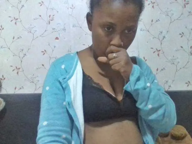 Live sex webcam photo for JamieParadise #278229321