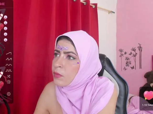 Live sex webcam photo for JamilaFadel #276562758