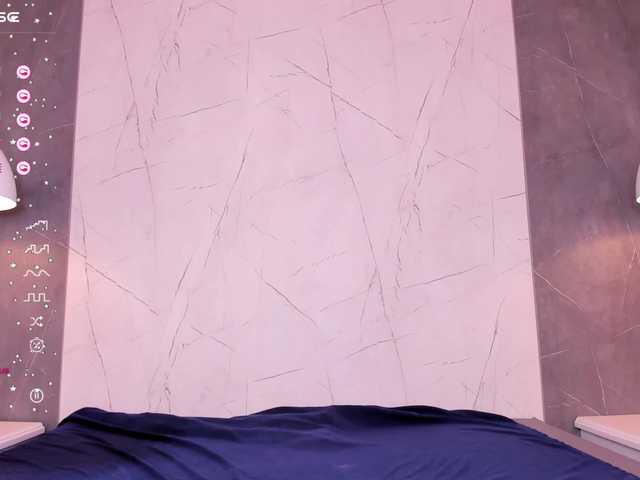 Live sex webcam photo for JamiraHaines #276910161