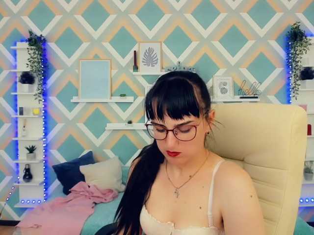 Live sex webcam photo for Jammie-Al #273548187