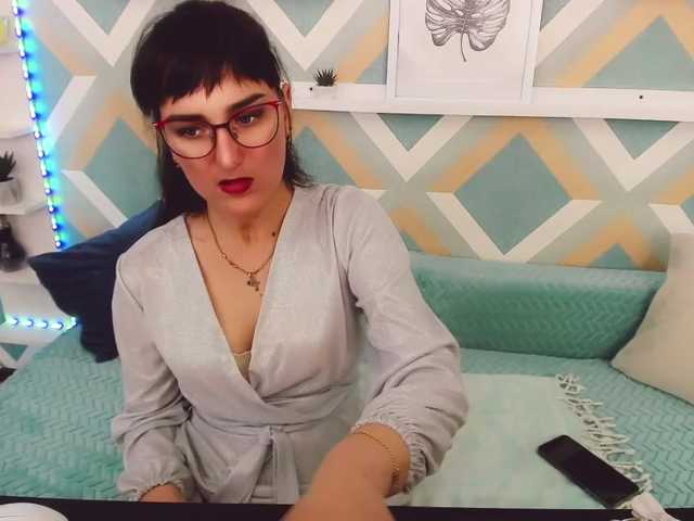 Live sex webcam photo for Jammie-Al #273558879