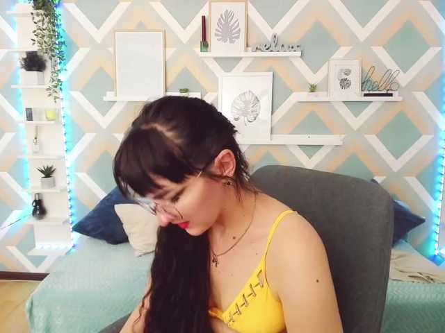 Live sex webcam photo for Jammie-Al #273685107