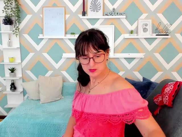 Live sex webcam photo for Jammie-Al #274052625