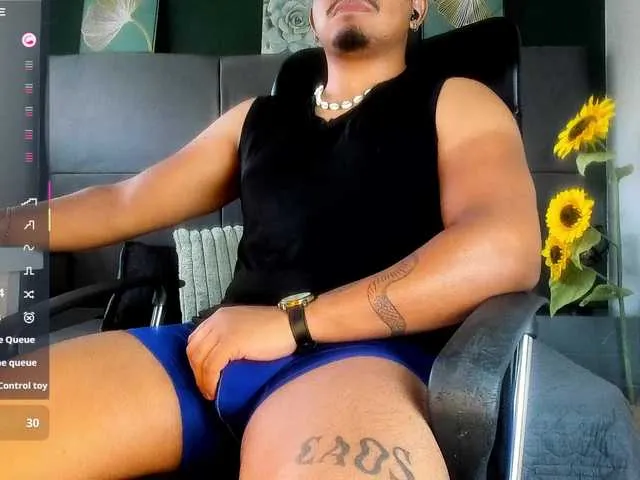 Live sex webcam photo for Jan-Flp #292115972