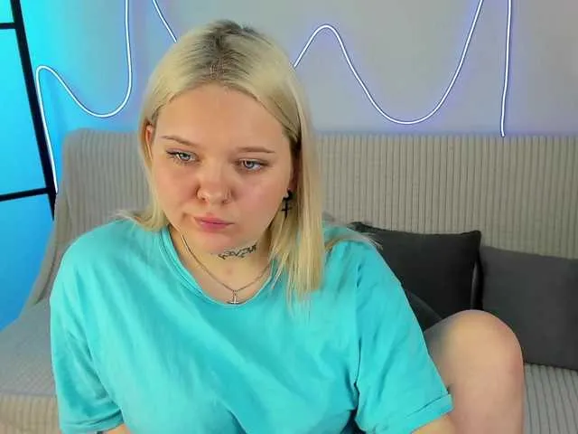 Live sex webcam photo for JaneClar #277373392