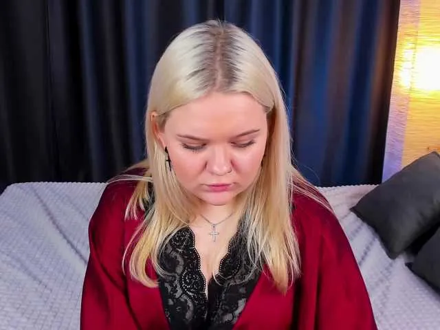 Live sex webcam photo for JaneClar #277439907