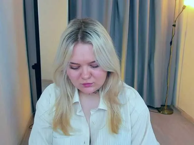 Live sex webcam photo for JaneClar #277710607