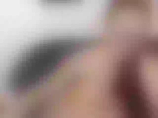 Live sex webcam photo for JaneRossy #277756287