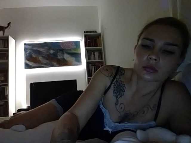 Live sex webcam photo for JanelleJarre #276062281