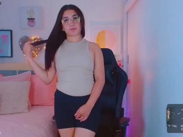 Live sex webcam photo for JanethDu #275699873