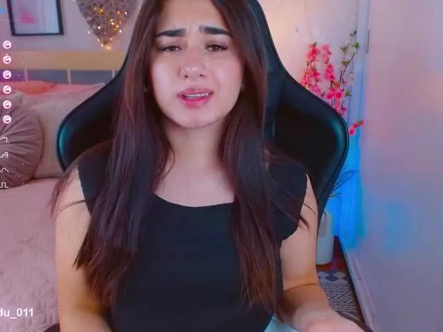 Live sex webcam photo for JanethDu #276081284